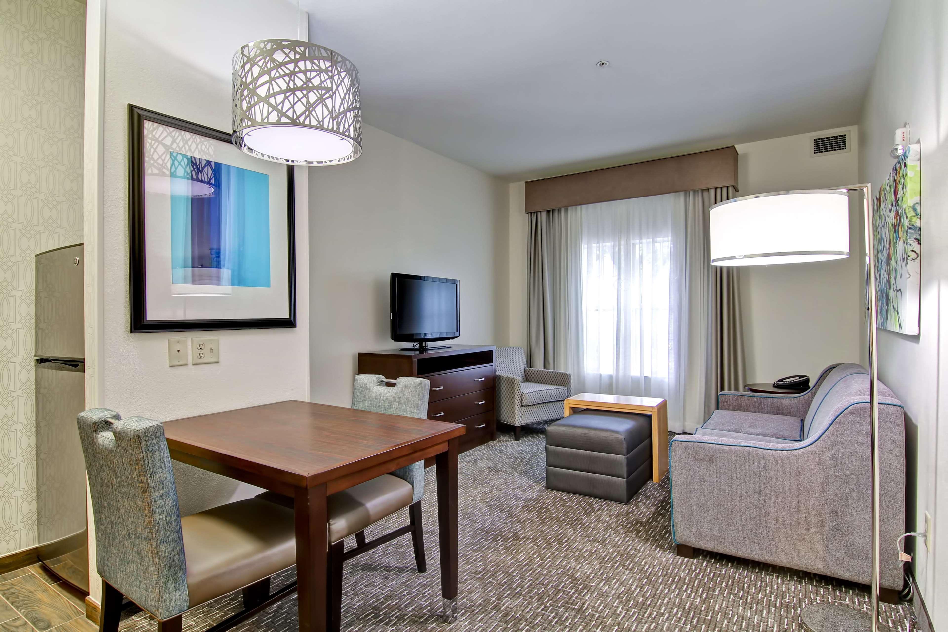 Homewood Suites By Hilton Newark-Cranford Extérieur photo