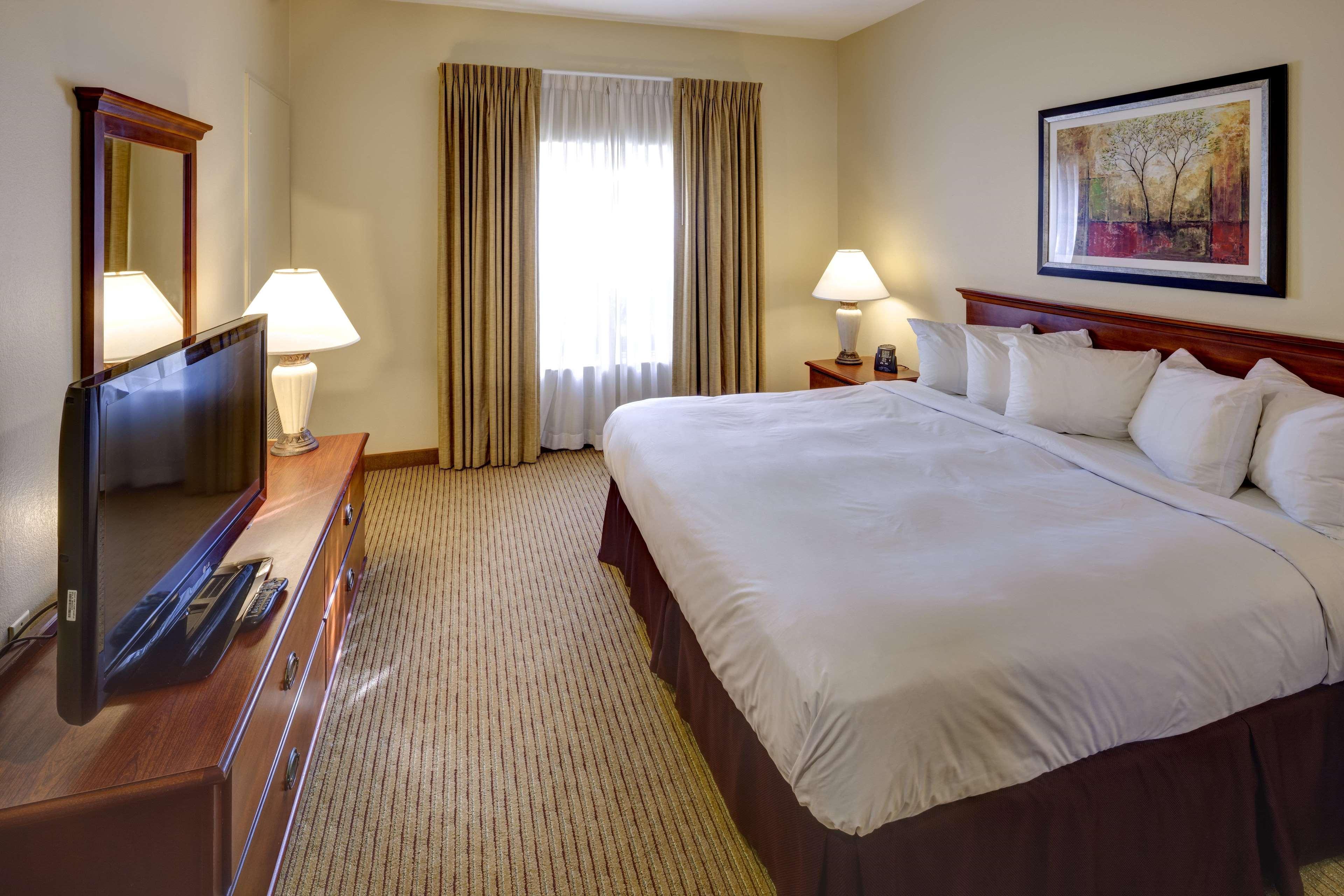 Homewood Suites By Hilton Newark-Cranford Extérieur photo